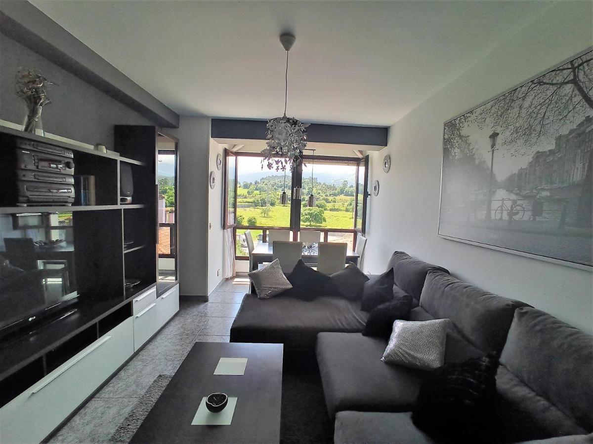 Duplex Con Vistas Al Picu Pienzu, Colunga Daire Dış mekan fotoğraf