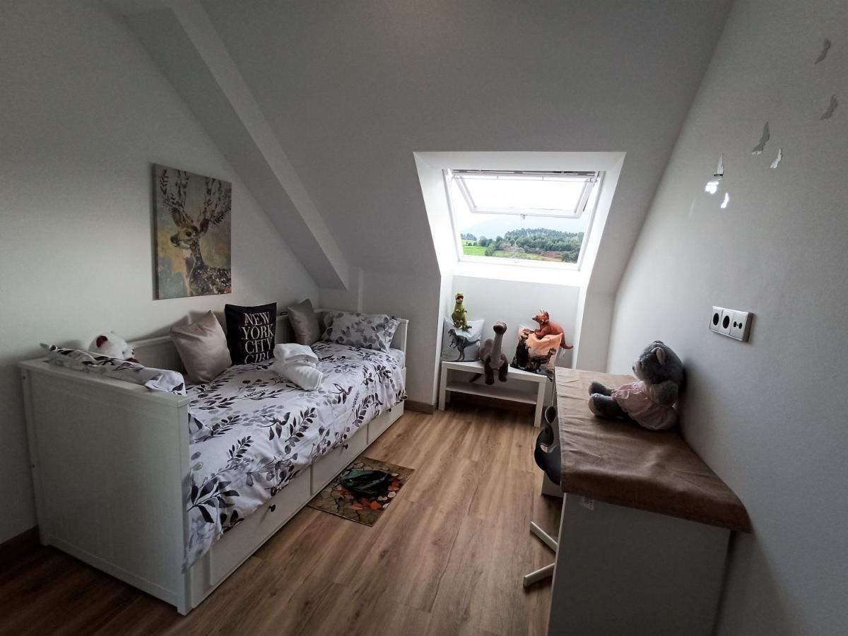 Duplex Con Vistas Al Picu Pienzu, Colunga Daire Dış mekan fotoğraf